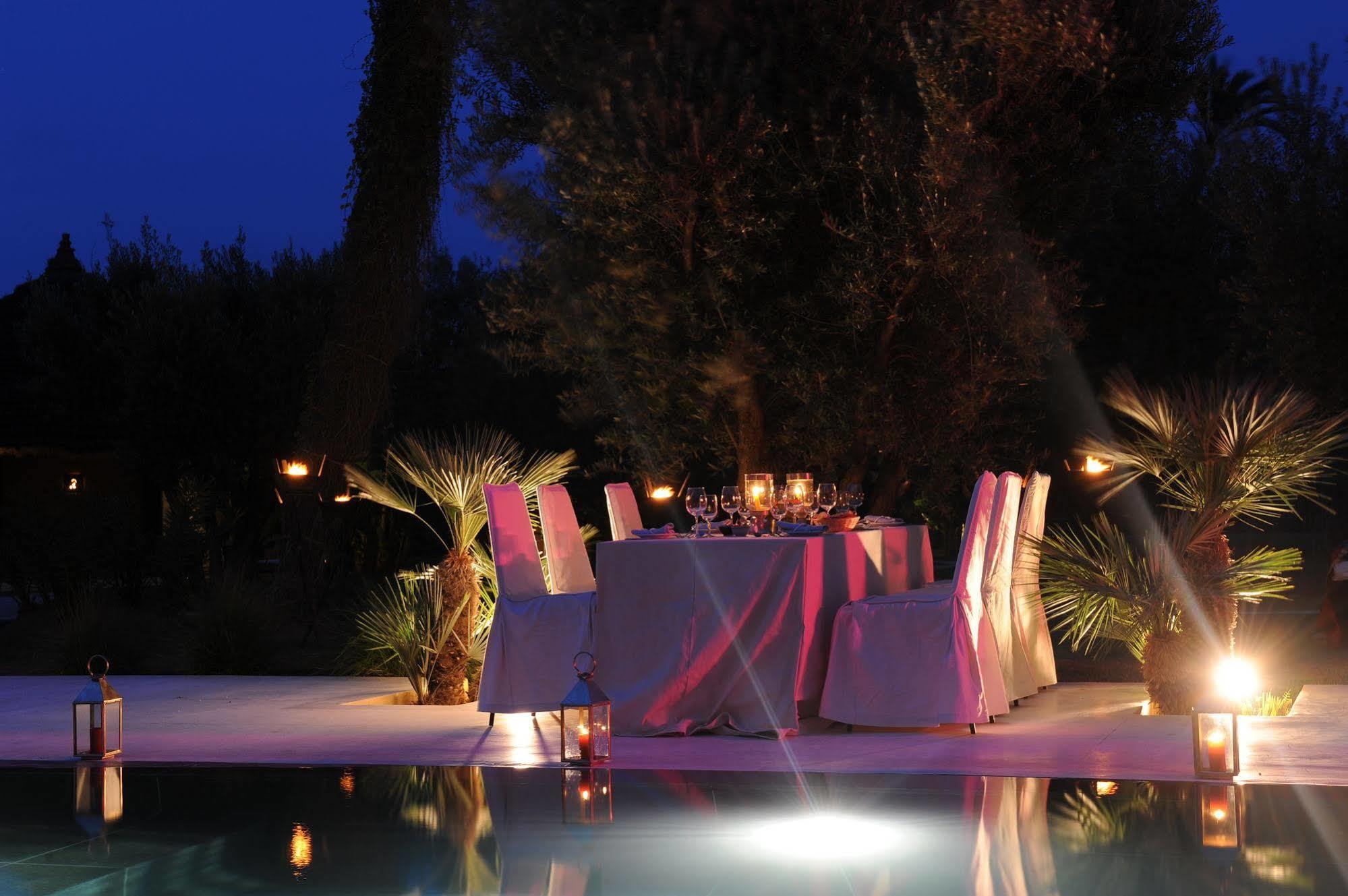 Douar Caïd Layadi Hotel Les Cinq Djellabas מראה חיצוני תמונה